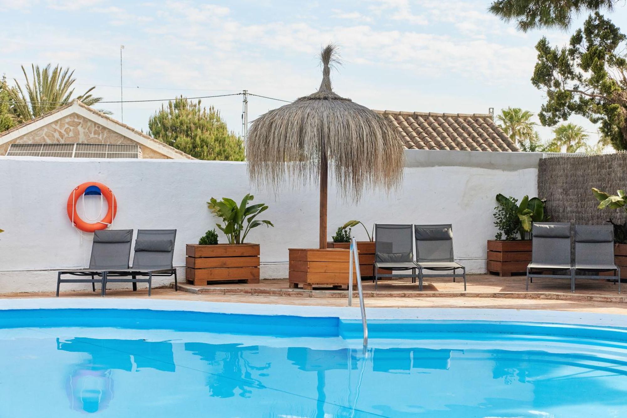 Taiga Conil Hotell Conil De La Frontera Exteriör bild